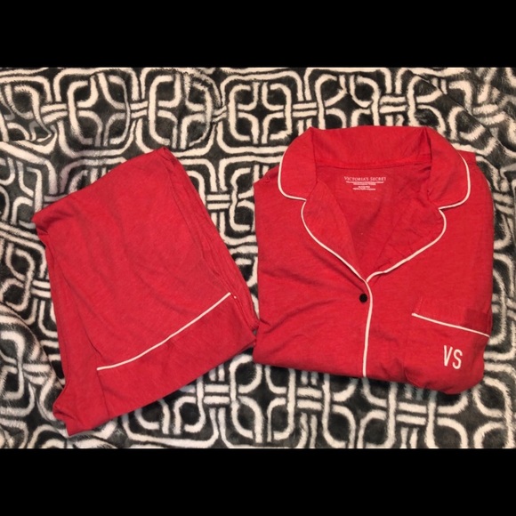 Long sleeve pj set. Victoria’s Secret. Red Medium - Picture 3 of 3